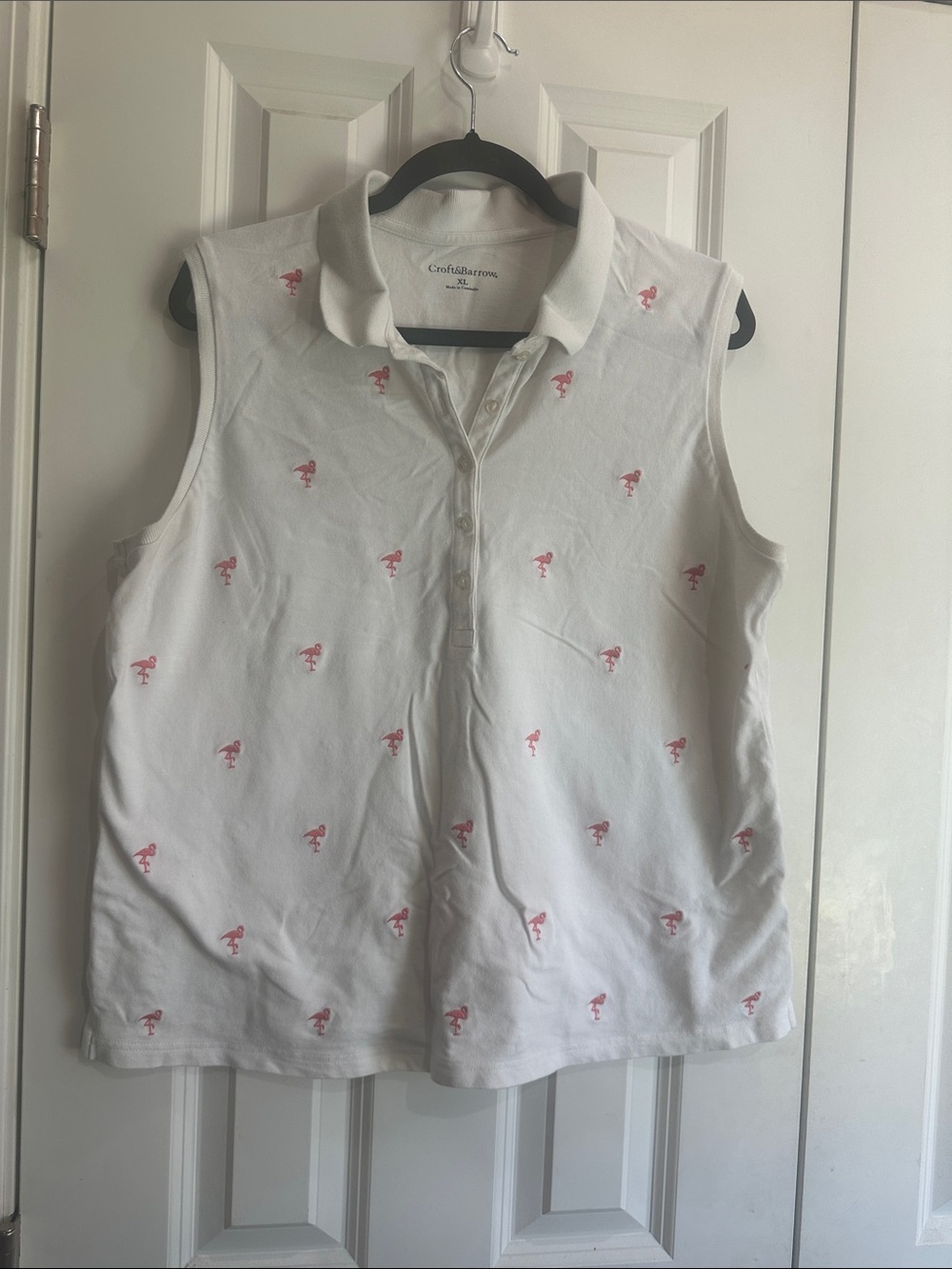 croft & barrow White Sleeveless Polo with Pink Flamingo Motif size XL